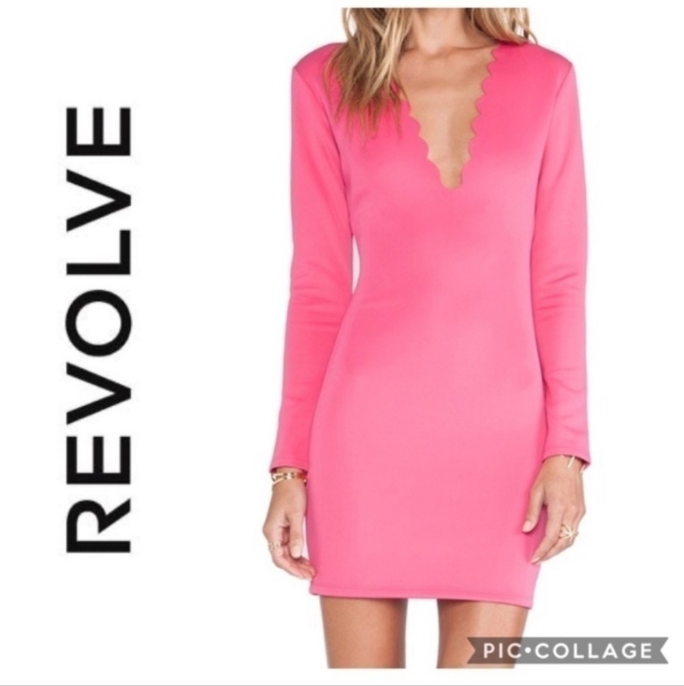 NBD Scalloped Neckline Bodycon Dress Small Women’s Pink